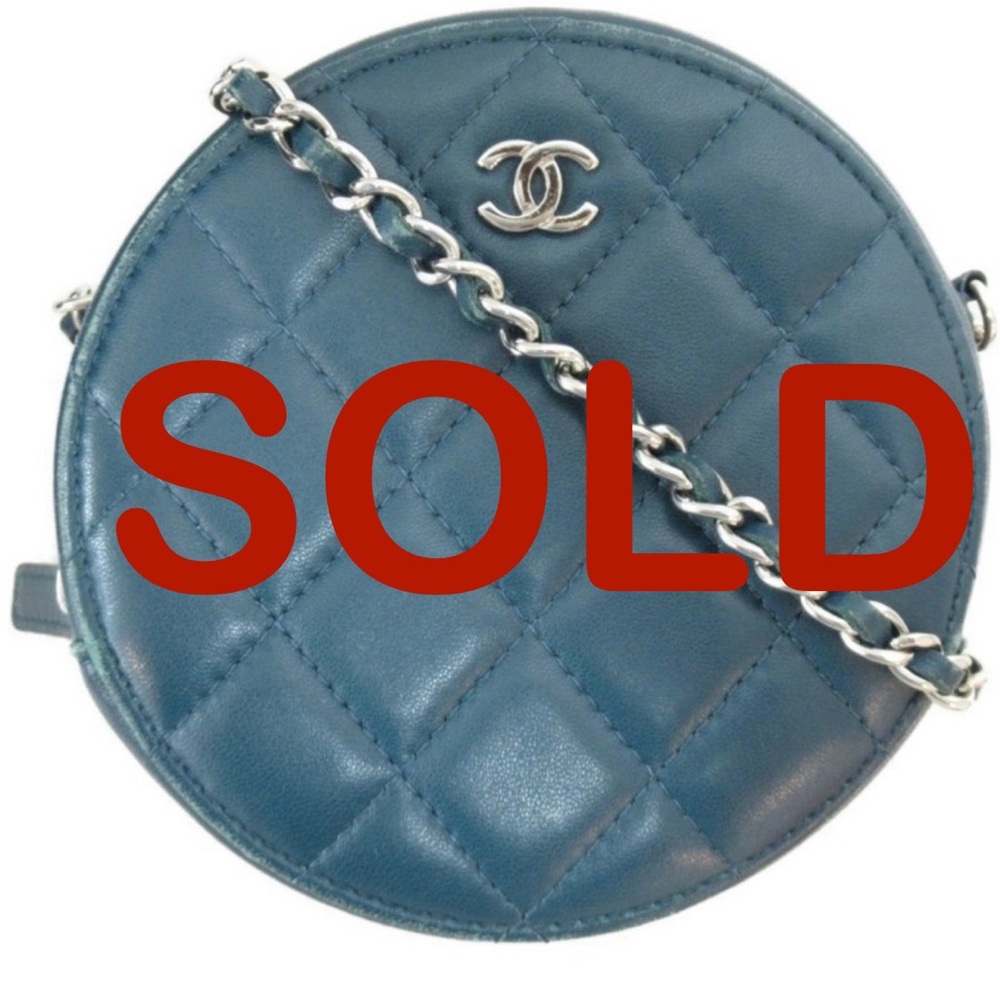 🧲SOLD🧲 Chanel Round Clutch mini Lambskin